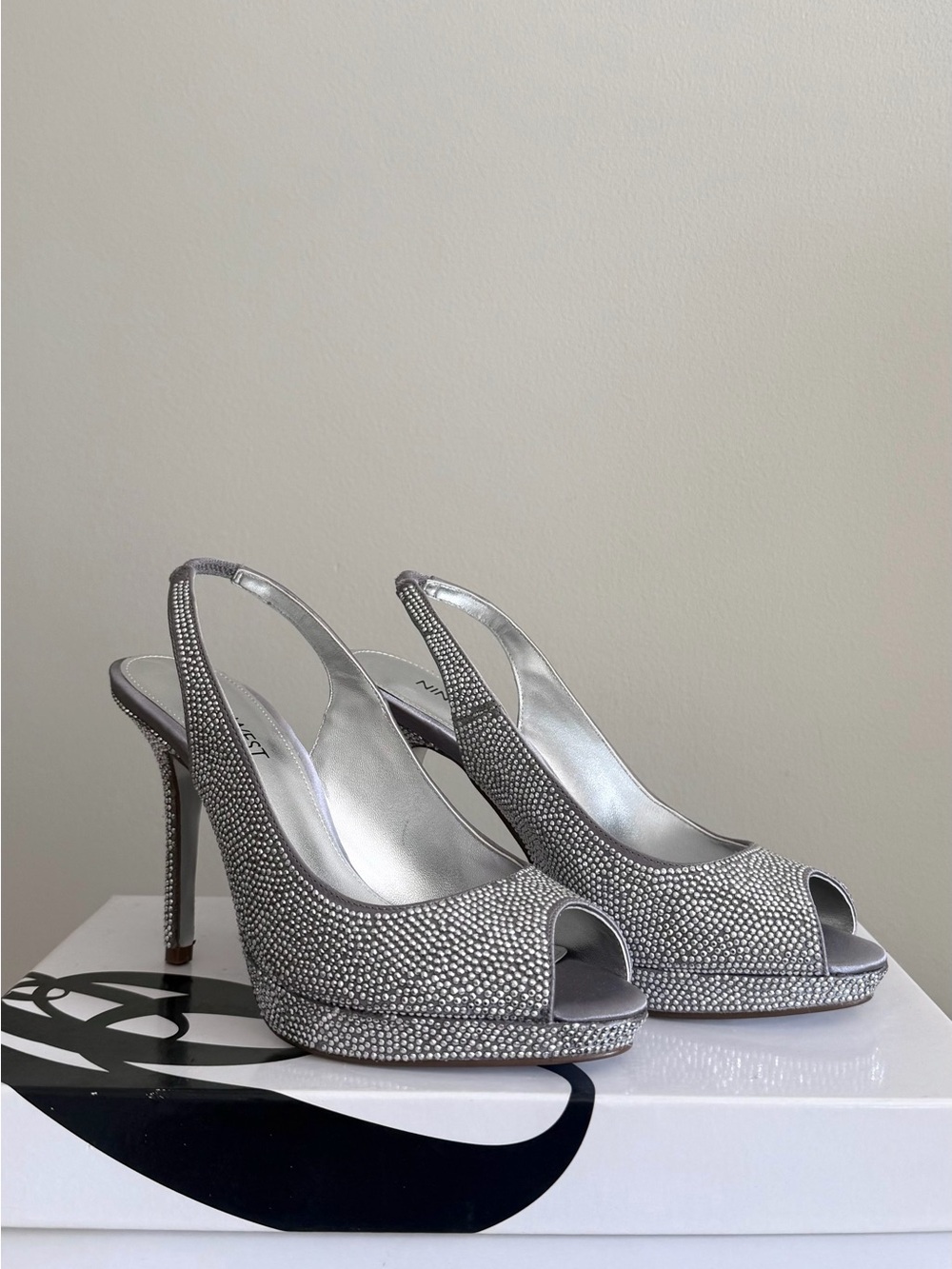 Nine West Silver Rhinestone Crystal Slingback Heels | Size 6